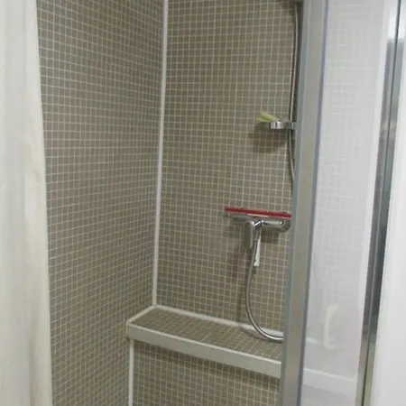 Apartman T3 Spacieux Face Mer, Climatise, Pour 4-6 Pers Avec Parking - Fr-1-803-3 *