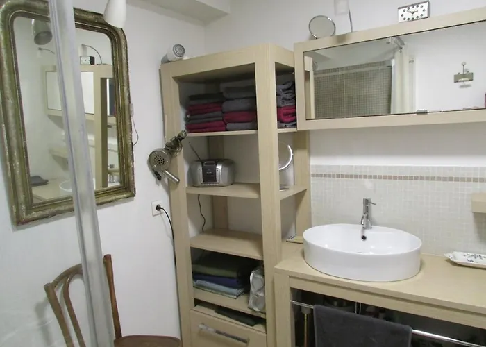 T3 Spacieux Face Mer, Climatise, Pour 4-6 Pers Avec Parking - Fr-1-803-3 *