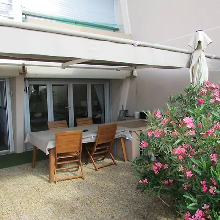 T3 Spacieux Face Mer, Climatisé, Pour 4-6 Pers Avec Parking - Fr-1-803-3 Appartement